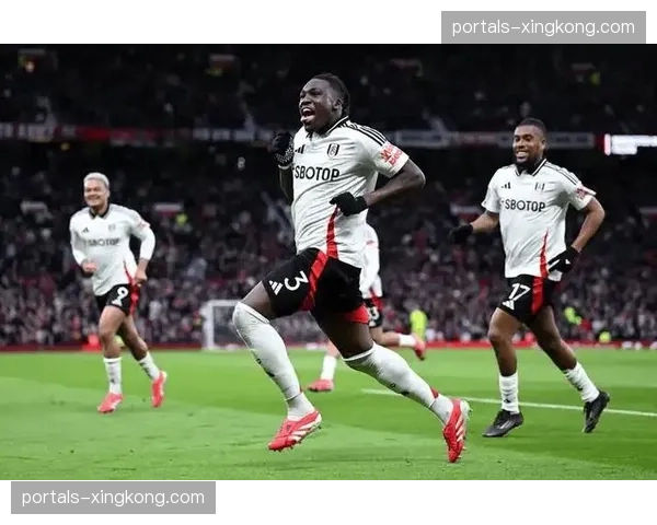 富勒姆控球率与比赛场面基本匹配，中场控制力缺乏统治性